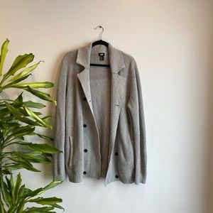 Grey thick H&M collared cardigan